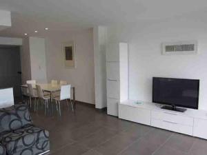 Et tv og/eller underholdning på Voramar 33A Joana Duplex