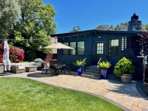 Κήπος έξω από το Hot Tub Bright Modern steps to downtown