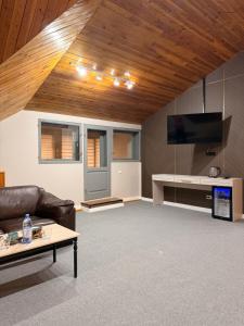 Kuchyň nebo kuchyňský kout v ubytování Prima Villa Boutique Hotel отель