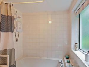 Vannituba majutusasutuses 2 Bed in Wasdale SZ077 +13 fotot