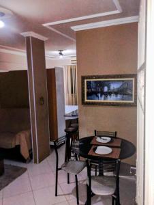 Χώρος καθιστικού στο flat esdutios aconchegante