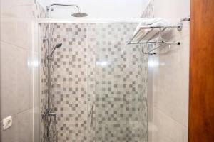 Ένα μπάνιο στο James Sun +35 φωτογραφίες