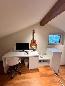 Μια τηλεόραση ή/και κέντρο ψυχαγωγίας στο Lake Como - Incanto