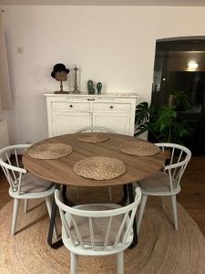 Galeriebild der Unterkunft Twin Pines in Mellet