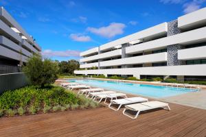 Swimmingpoolen hos eller tæt på Sea & The City Luxury Apartment - Lagos