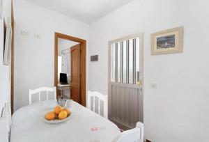 Φαγητό σε αυτή η παραθεριστική κατοικία ή κάπου εκεί κοντά