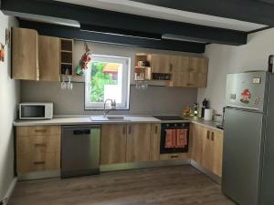 Gallery image of Max River Chalet in Porumbacu de Sus +27 photos