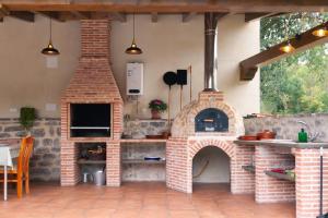 Εγκαταστάσεις μπάρμπεκιου για όλους τους επισκέπτες της παραθεριστικής κατοικίας