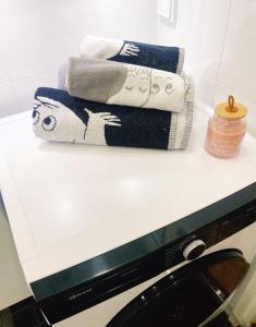 Fotografie z fotogalerie ubytování Heart of Helsinki, new loft,walk everywhere, balcony,two beds, tram to central railway 100m, walk central railway 20 mins v destinaci Korospohja