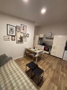 Η κουζίνα ή μικρή κουζίνα στο LE PIED A TERRE SELESTADIEN