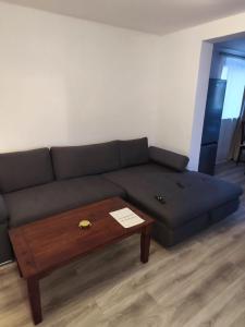 Χώρος καθιστικού στο NicePlace4You Maxi