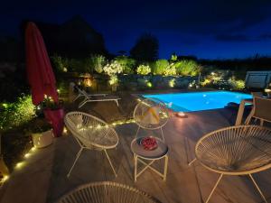 Πισίνα στο ή κοντά στο Villa Marvin