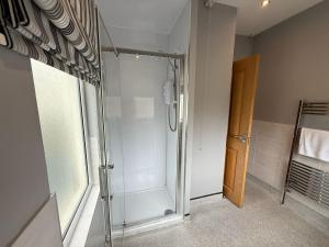 Et badeværelse på The Townlets Townhouse - 5BR - sleeps 13