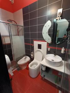 Ένα μπάνιο στο Топ соба 2