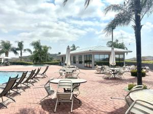 La alberca dentro o cerca de Hermosa Casa En Opalo