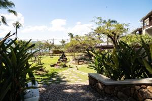 Un jardín fuera de Hotel Velas do Engenho