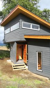 Tòa nhà nơi nhà gỗ tọa lạc