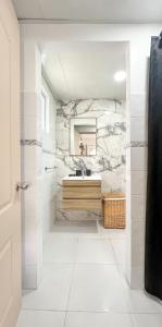 Phòng tắm tại Villa Pauline +18 ảnh