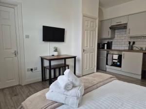 Η κουζίνα ή μικρή κουζίνα στο Central Portsmouth Studio - Self-Catering, Free Wi-Fi #2