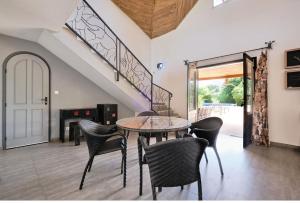 Φωτογραφία από το άλμπουμ του VILLA PAULINE Nianing2 σε Nianing