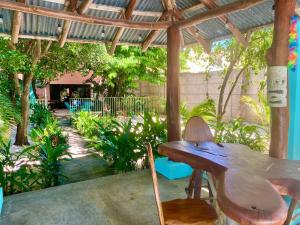 Κήπος έξω από το El Papagayo Verde 5 min walk to the beach and downtown