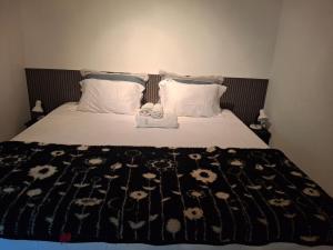 Ένα ή περισσότερα κρεβάτια σε δωμάτιο στο Lumiar Eco Lodge - Casa Alemã +20 φωτογραφίες