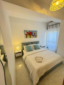 a bedroom with a large bed in a room at Casa Ponticello in Termini Imerese
