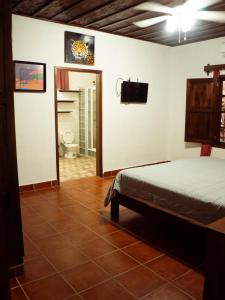 Ένα ή περισσότερα κρεβάτια σε δωμάτιο στο La Casa del Rey +4 φωτογραφίες