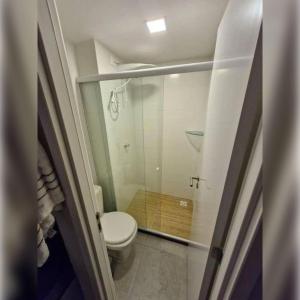 Phòng tắm tại Melhores Flats - Excelente, pertinho do mar