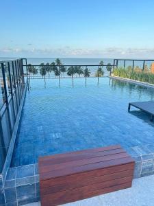 Hồ bơi trong/gần Melhores Flats - Privilégio, pertinho do mar