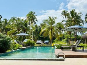 Πισίνα στο ή κοντά στο Villa Naluri - Casa Auati - Apart 2 Quartos -Vista Mar