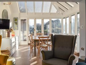 Posezení v ubytování Pines Cottage - Uk42110