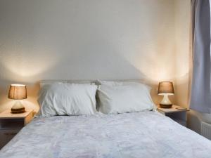 Voodi või voodid majutusasutuse Woodpecker Lodge - Uk49149 toas +8 fotot