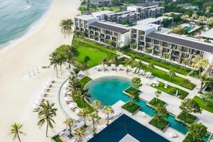 Πισίνα στο ή κοντά στο Abogo Hayatt Resort Beach Da Nang