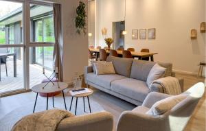 Posezení v ubytování Lovely Home In Ebeltoft