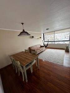 Ένα ή περισσότερα κρεβάτια σε δωμάτιο στο Apartment with spectacular ocean views