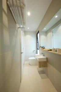 Ένα μπάνιο στο Lens Stay