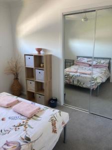 Galería fotográfica de A great break near beach n bars! en Redcliffe