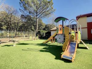 Legeområdet for børn på Soustons Plage - Villa Duplex 6 pers avec terrasse - FR-1-857-32