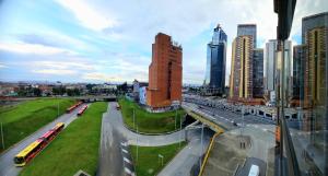 Una vista general de Bogotá o una vista desde la ciudad tomada desde el departamento