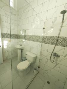 Foto dalla galleria di Cozy apartment, AC, Wifi, 2BR, 2Bath, Bani, 1-B a Baní