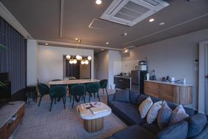 Köök või kööginurk majutusasutuses INOVE VILLA Osaka