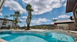 Πισίνα στο ή κοντά στο Newtown Plaza Hotel