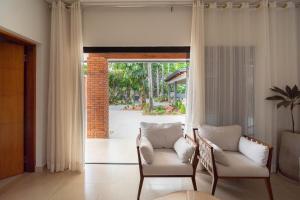 Φωτογραφία από το άλμπουμ του Contemporary house minutes from San Jose beach σε Encarnación