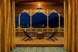 Φωτογραφία από το άλμπουμ του Shanghai Palace στο Σριναγκάρ