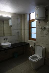 Φωτογραφία από το άλμπουμ του The Rohtang Chalet σε Jāmb