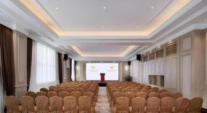 Posezení v ubytování Vienna Hotel Shenzhen Pingshan Longtian Town