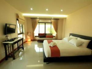 Μια τηλεόραση ή/και κέντρο ψυχαγωγίας στο So Herbs at Home