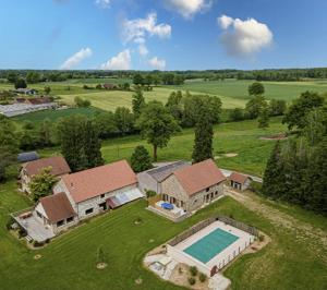 Πισίνα στο ή κοντά στο Gîte Vergnelibert