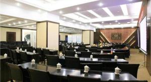 Οι επιχειρηματικές εγκαταστάσεις ή/και οι αίθουσες συνεδριάσεων στο Economic Trade Hotel